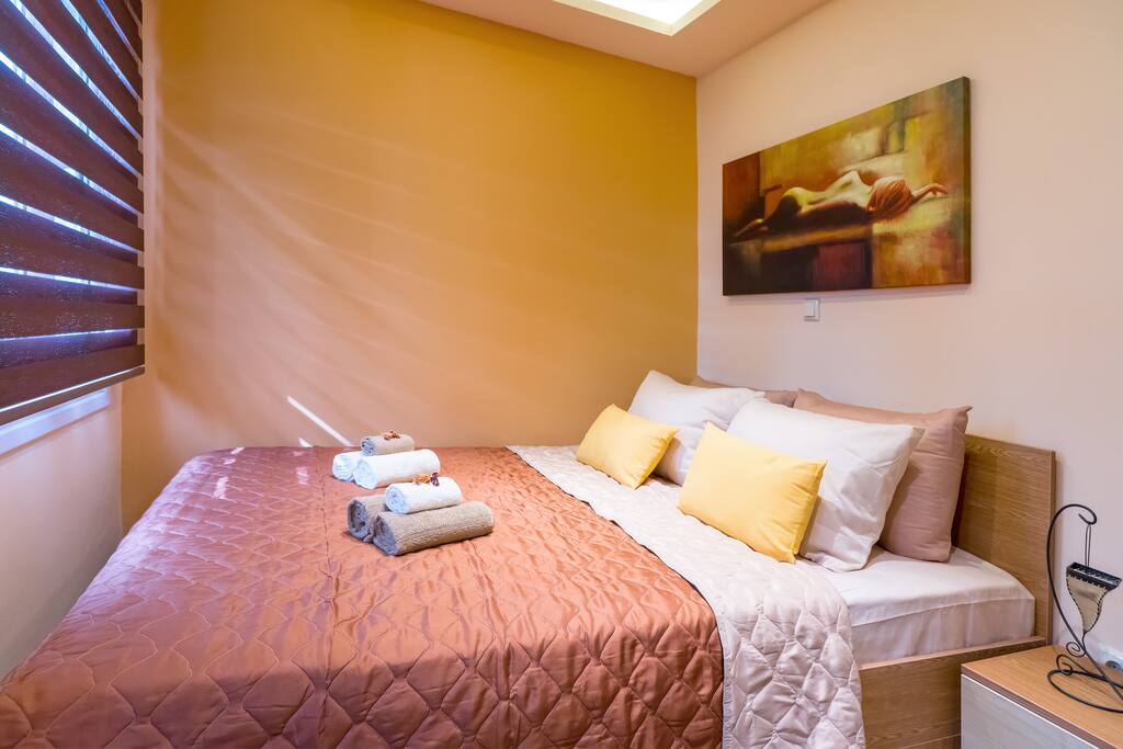Queen size bed with orthopedican matress.