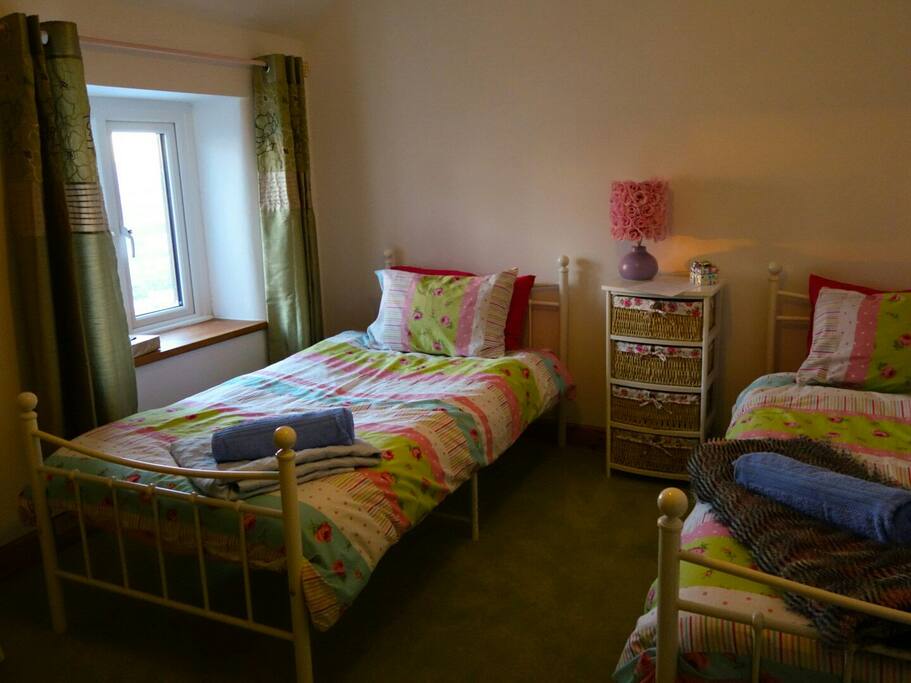 Twin Bedroom