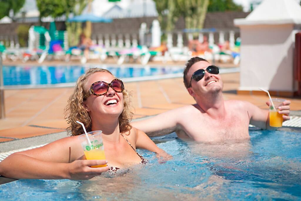 Jacuzzi.