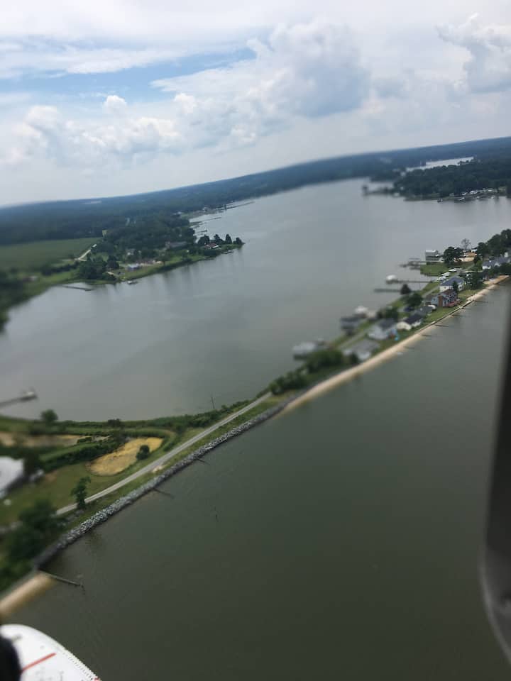 Narrows Beach Cottage Rockfishing Retreat Cottages for Rent in Hague, Virginia, United