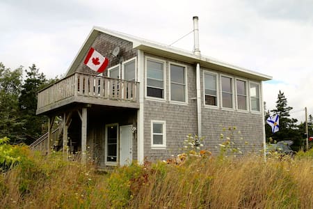 The River House - Waterfront Vista Near Yarmouth