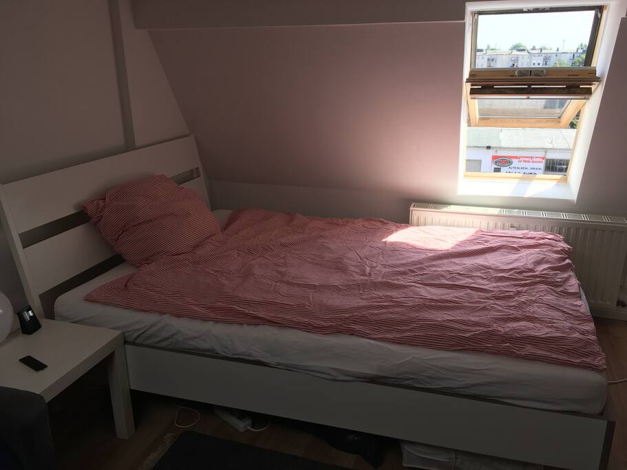 Bett