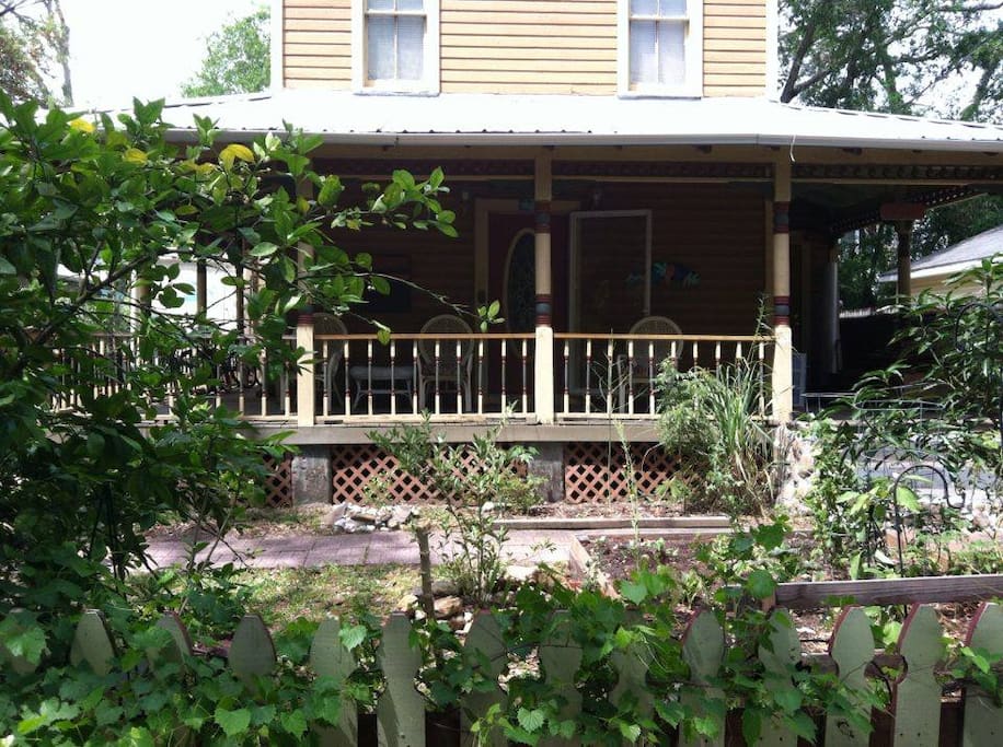 view of front porch and edible yard