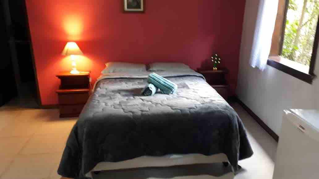 Top Airbnb: Beautiful Chalet with private waterfall and bathtub in Petrópolis