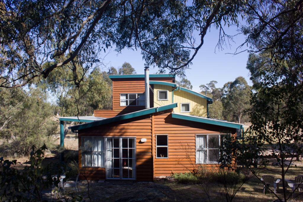 Exterior of Opera House Cottage