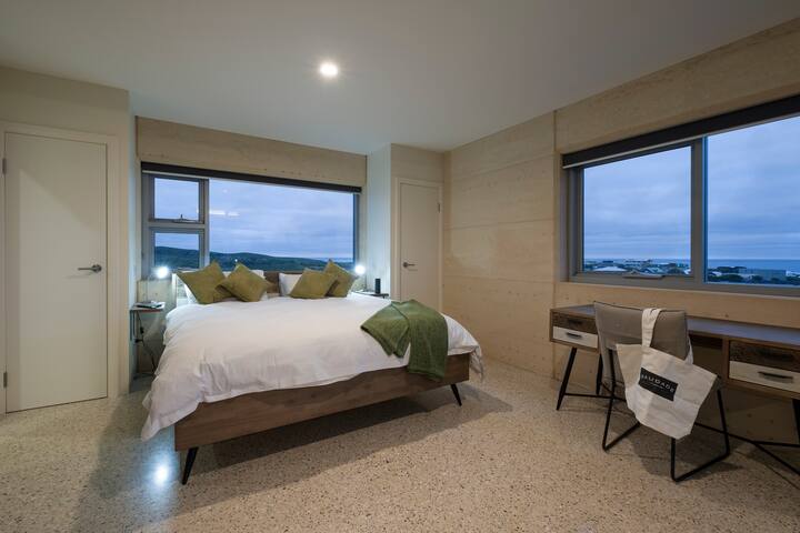 SAUDADE LUXURY APARTMENT – 6 person option gallery image 5