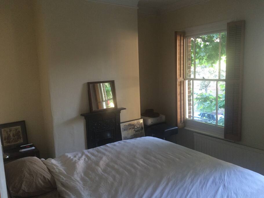 Guest bedroom
