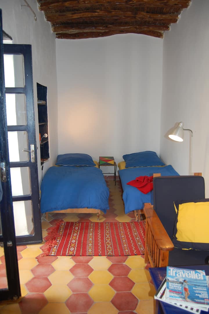 Quarto 1  
2. Piso