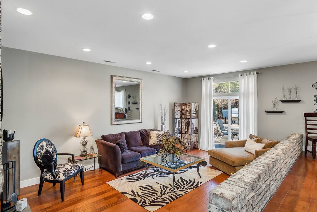 Sunken Living Room to Patio