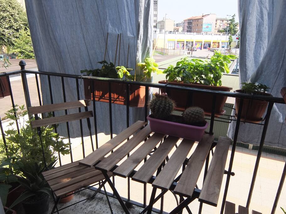 Balcone \ balcony.