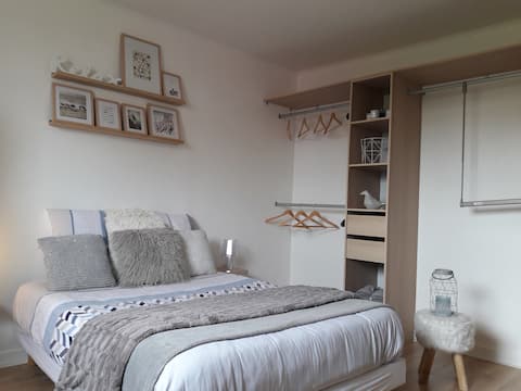 70 m² cottage - garden & parking - 5 people