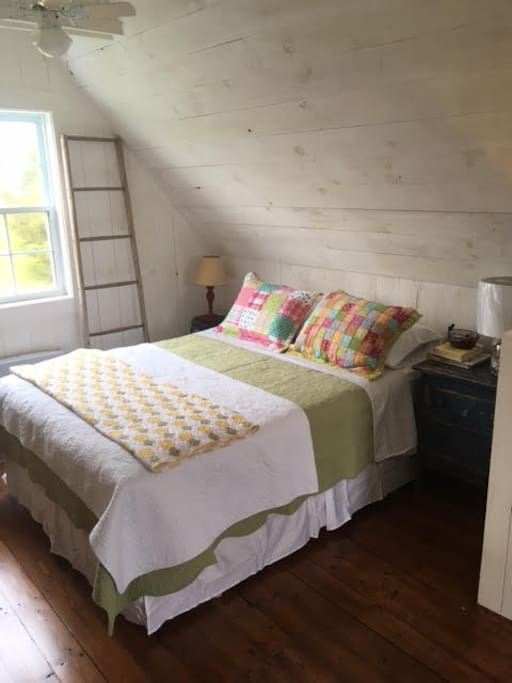 queen bed upstairs