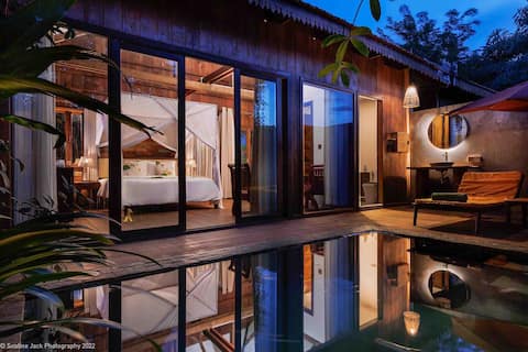 Private Pool Bungalow/Breakfast