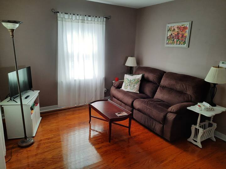 Butterfly Cottage Downtown Savanna Cottages for Rent in Savanna