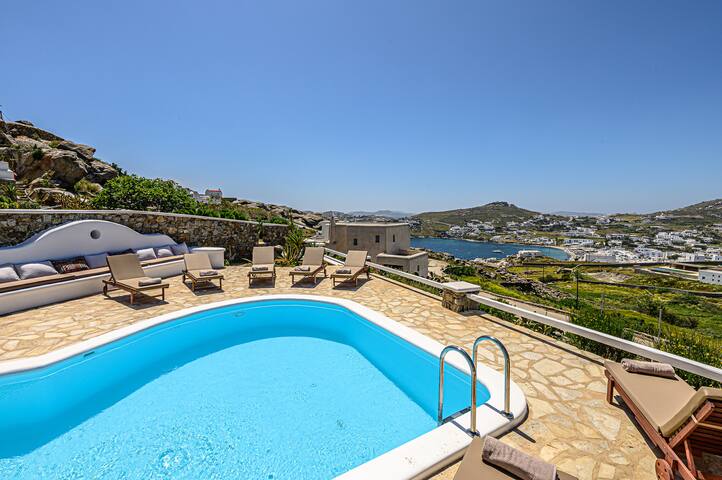 9 Muses Villa Thalia 5 BR with private pool! gallery image 2