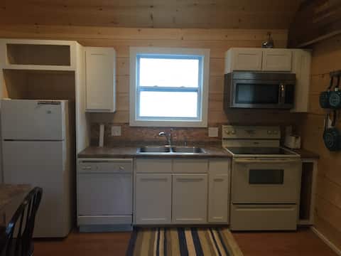 Newly renovated beach cottage in Old OrchardBeach