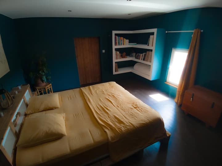 საძინებელი 1