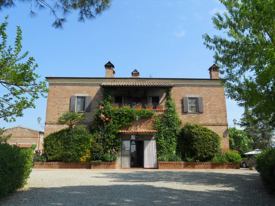 Podere Le Manzinaie - main house