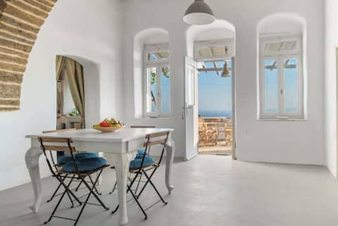 House in Kardiani with breathtaking view