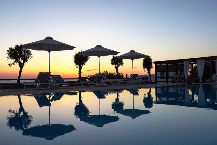 Panoramic Sunset View Villa w./ Private Pool gallery image 3