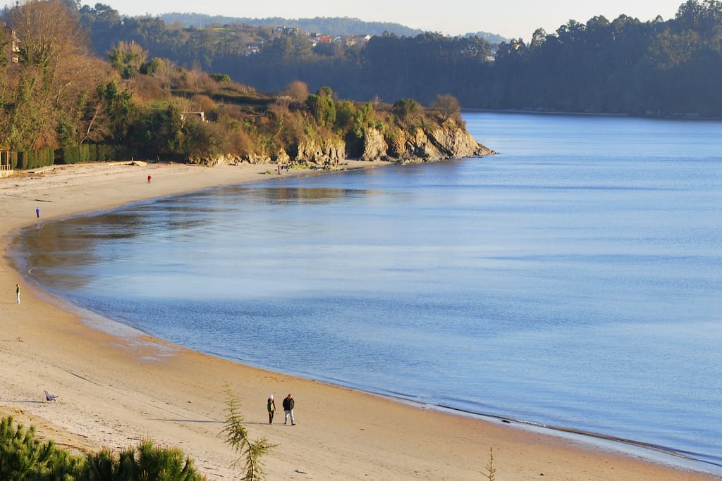 Playa pequeña (400 metros)
