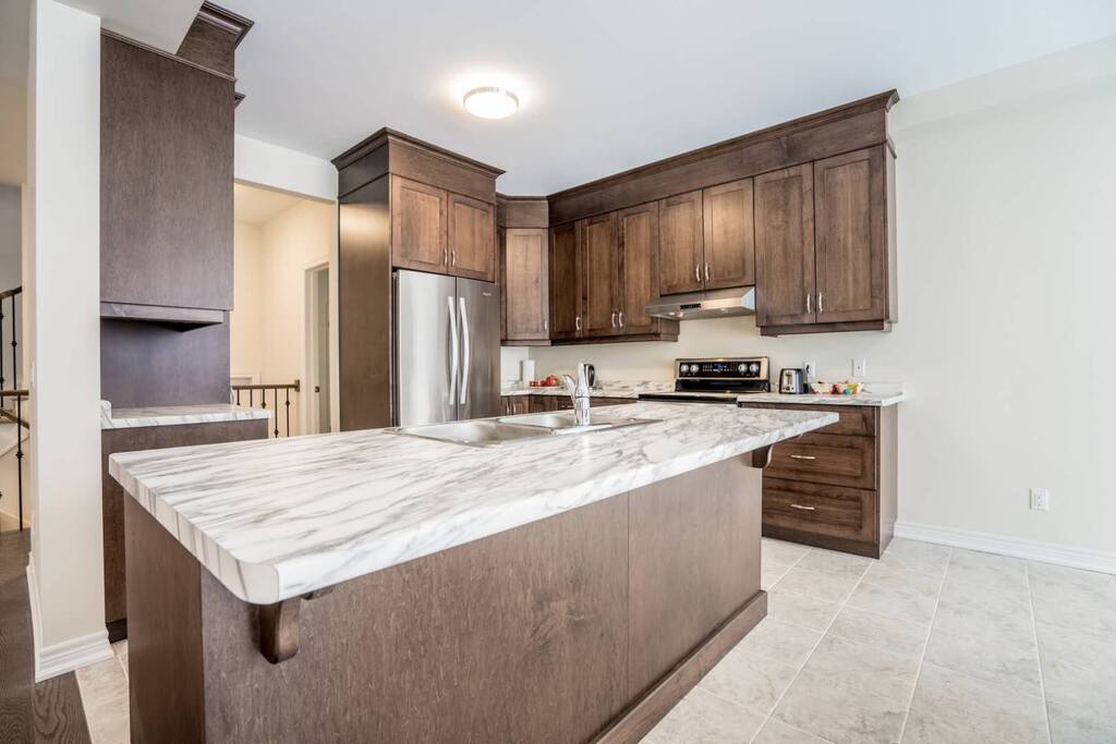 KITCHEN VIEW