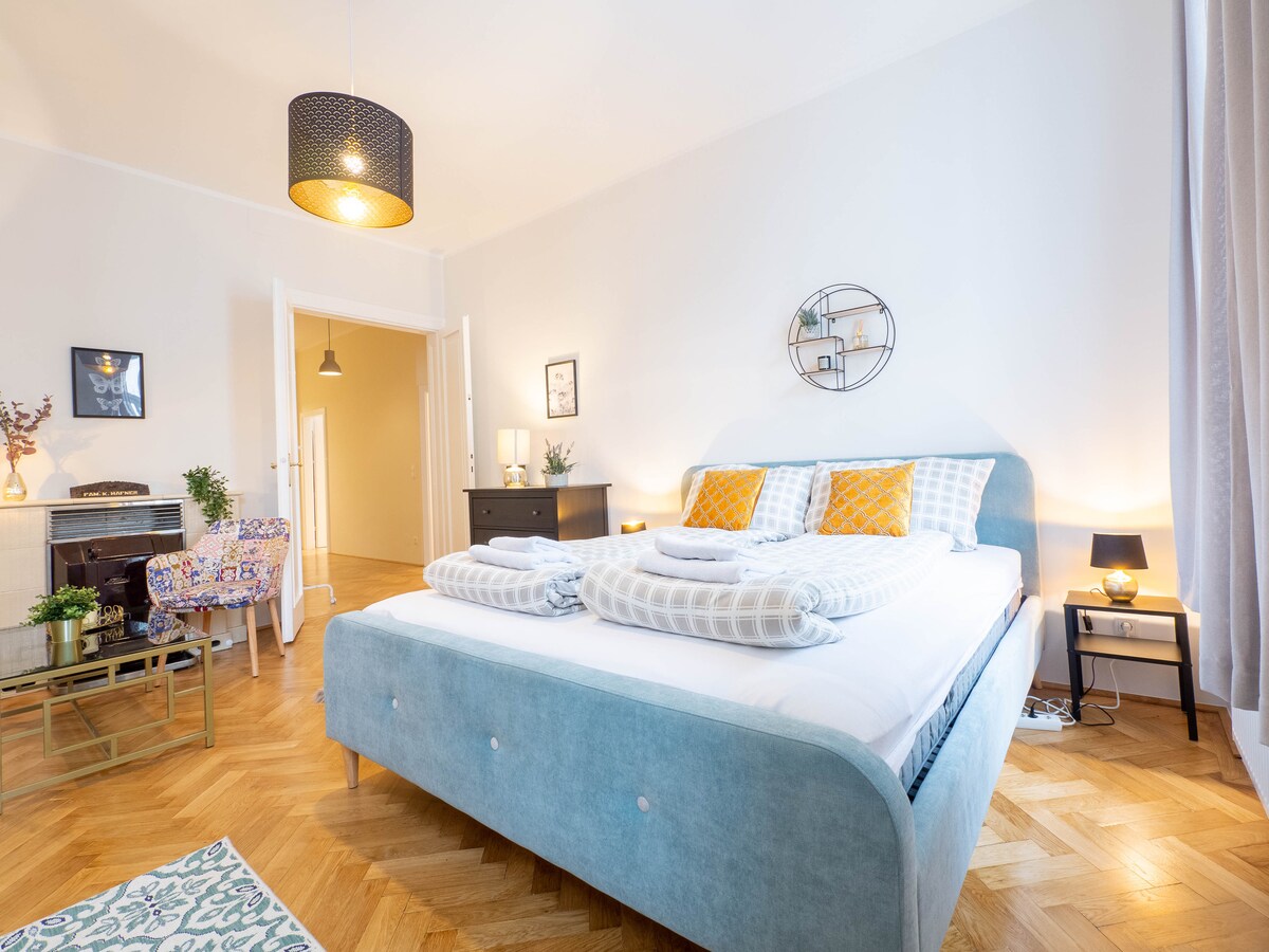 Spavaća soba 1 s kaminom