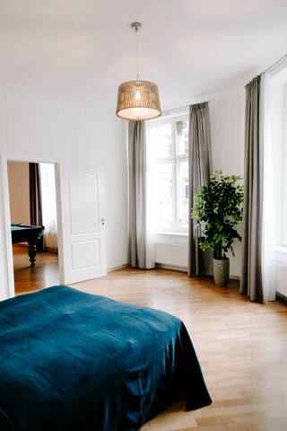 TGI 4 bedrooms Apartment gallery image 2