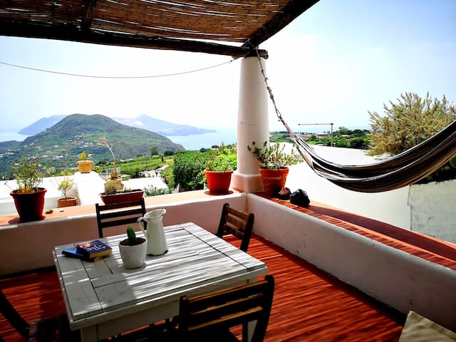 Entire home with 1 bedrooms in Lipari - La Canna - Gorgeous seaview patio over Lipari