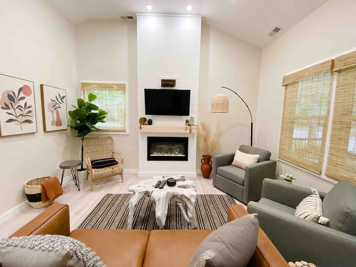 Endless Summer Cottage - Walk To The Gotl Strip - 제네바-온-더-레이크