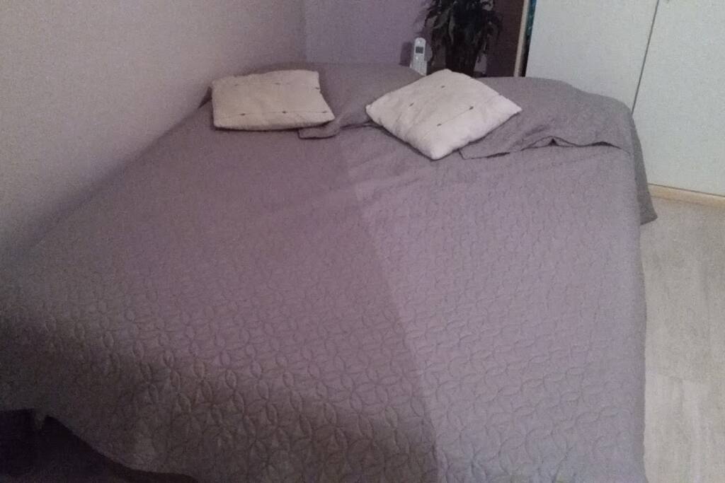 Chambre avec Lit Double