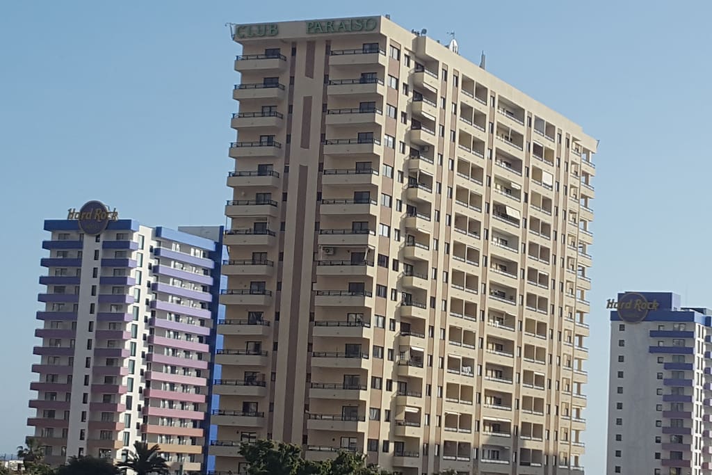 Club Paraiso belongs to the dominants of Playa Paraiso