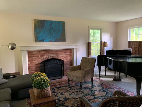 Artist’s Country Home