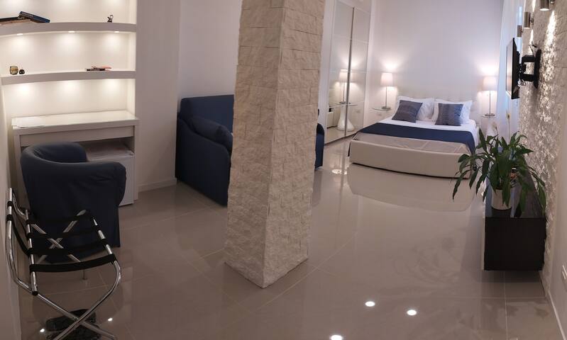 Casa Teresa B&B Napoli All-In ( max 6 posti) gallery image 4