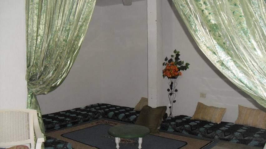 GRAND APARTMENT F3 DOUZ TUNISIE