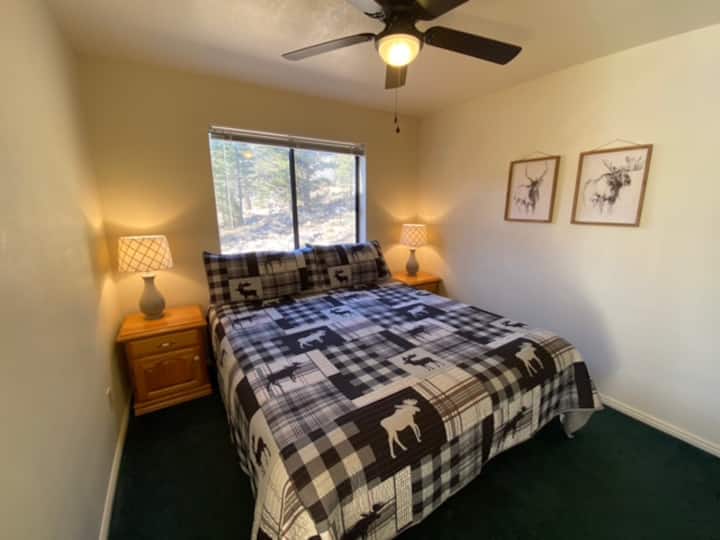 غرفة النوم 2 - الطابق الرئيسي