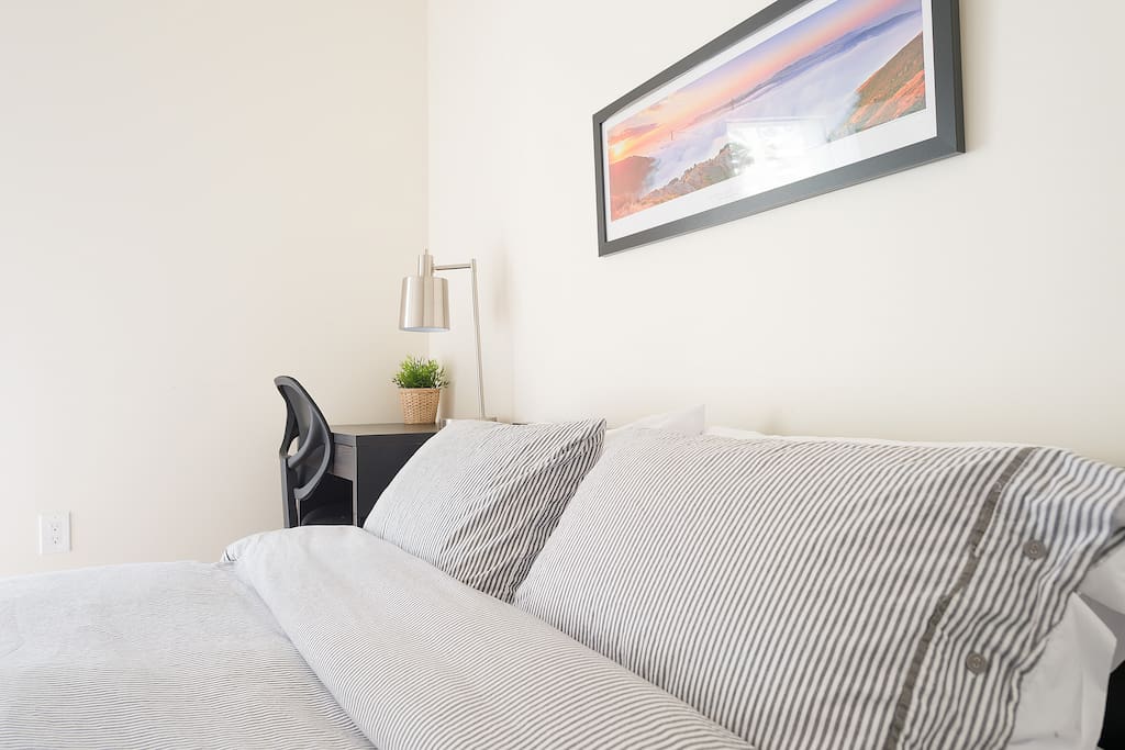 Super comfy pillows and sheets