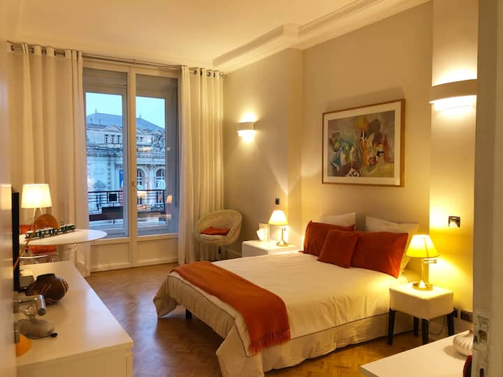غرفة بإطلالة على الأوبرا وحمام خاص