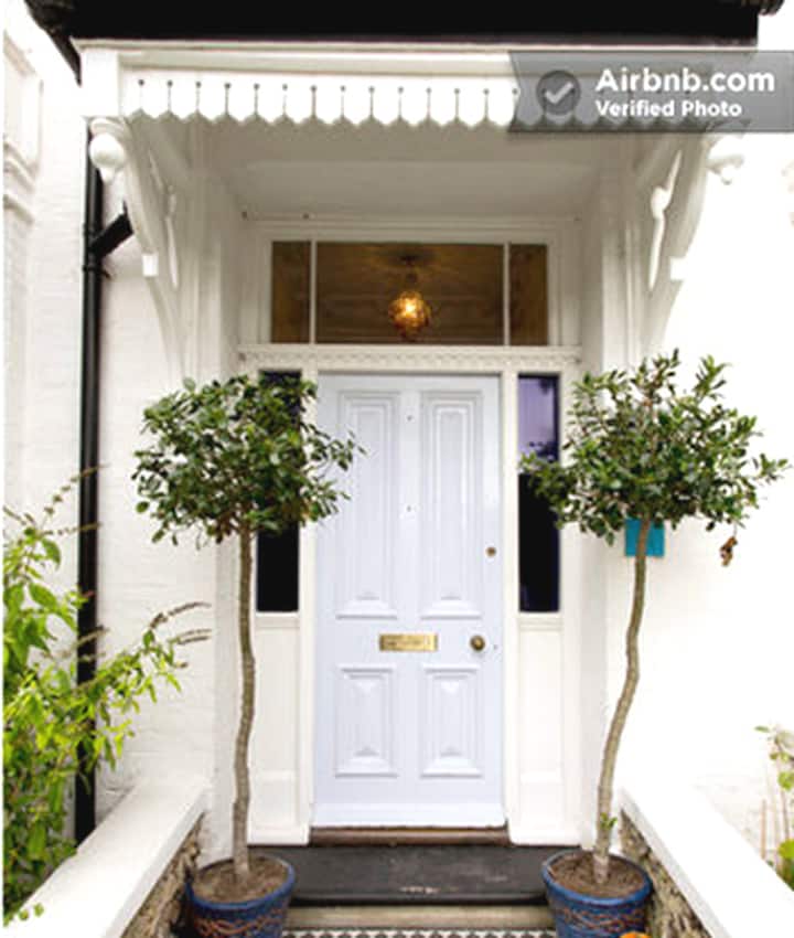 Spacious Family House in Central Brighton Houses for Rent in Brighton