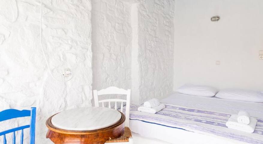 Villa Pirgaki, Mykonos Rocky Villas gallery image 5