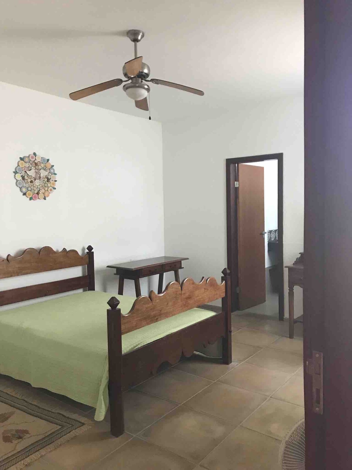 Suite 1 / 1 ორადგილიანი საწოლი + 1 ორადგილიანი საწოლი ( დაიძინეთ 4 ადამიანი, თუ გსურთ )