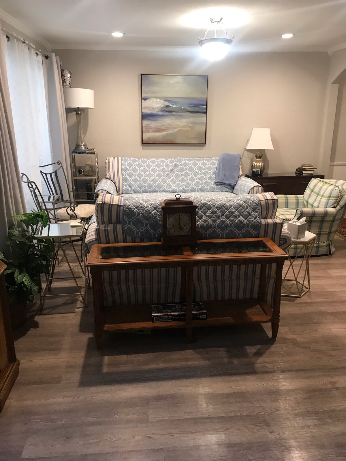 Suite in updated townhome