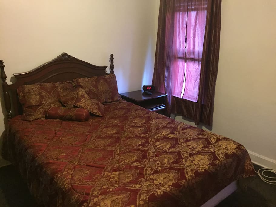 Queen Bedroom