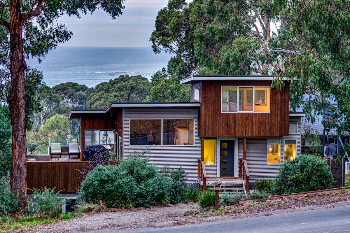 14 BEST holiday rentals & Airbnb in Lorne, Victoria BeeLoved City