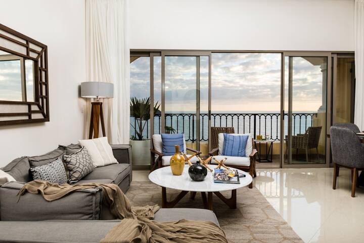 Petit Luxe Las Gavias Grand Penthouse Condominiums For Rent In Petit Luxe Las Gavias Grand Penthouse Condominiums For Rent In