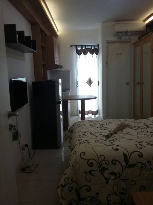 Tv & Refrigerator