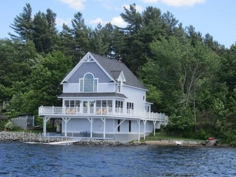 Adirondack Lakefront Getaway
