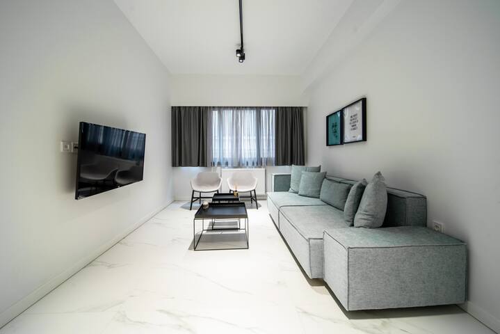 Heritage 402/Luxury Two Bedroom/Balcony gallery image 5