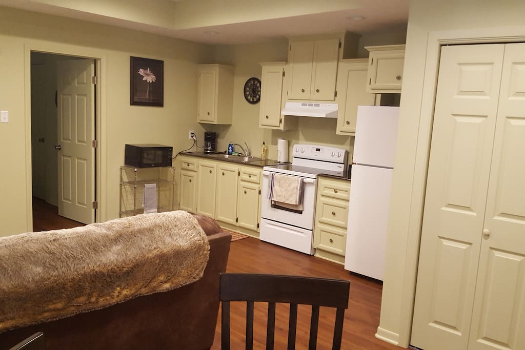 Kitchen fully furnished, just bring your food & drinks.