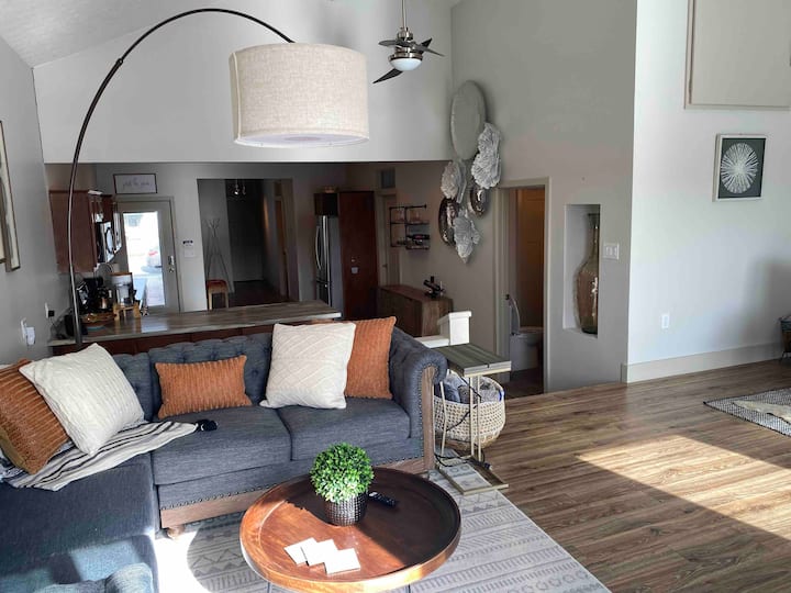 Jeffersonville Vacation Rentals & Homes Indiana, United States Airbnb